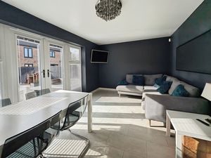 Photo 11- click for photo gallery